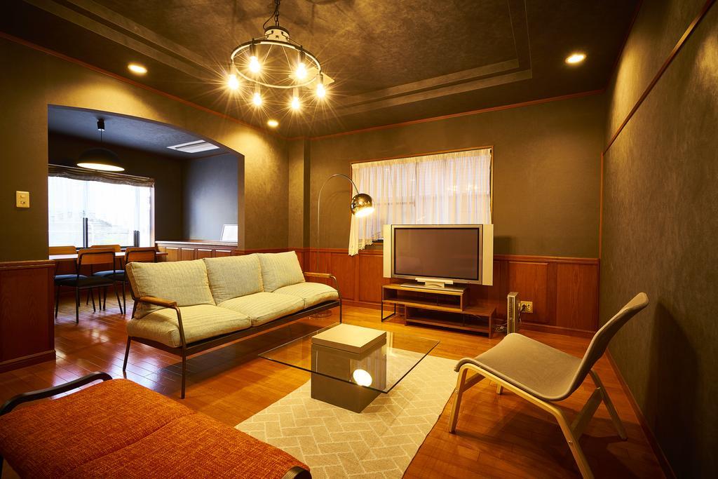 Guesthouse Nijo Fukuro-Tei Киото Экстерьер фото