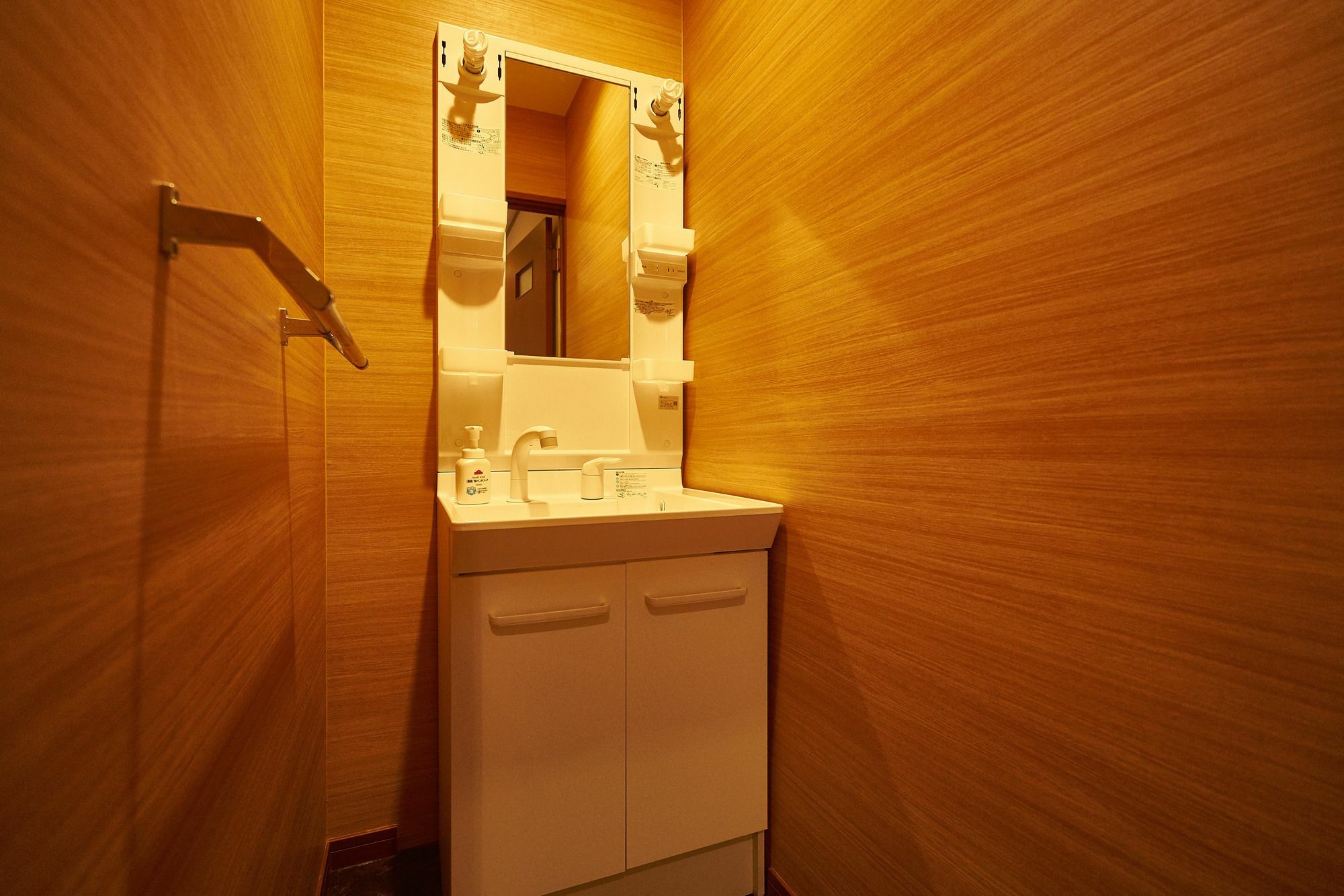 Guesthouse Nijo Fukuro-Tei Киото Экстерьер фото